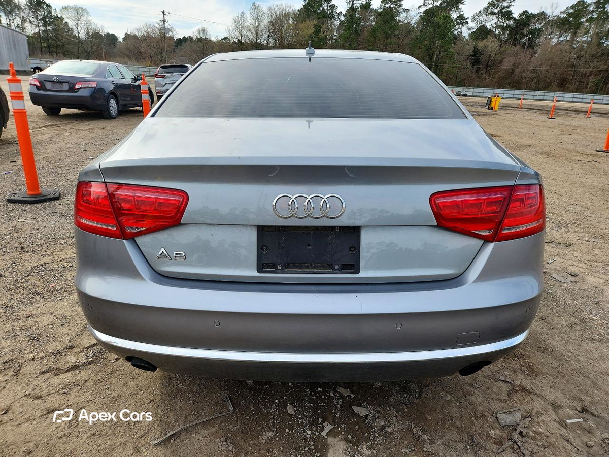 Audi A8 2013