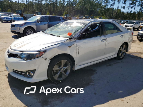 Toyota Camry 2014 - Image 1 of 13