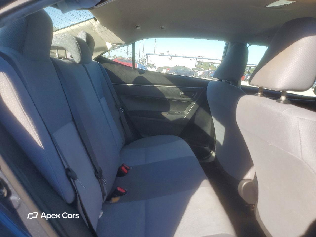 Toyota Corolla 2015
