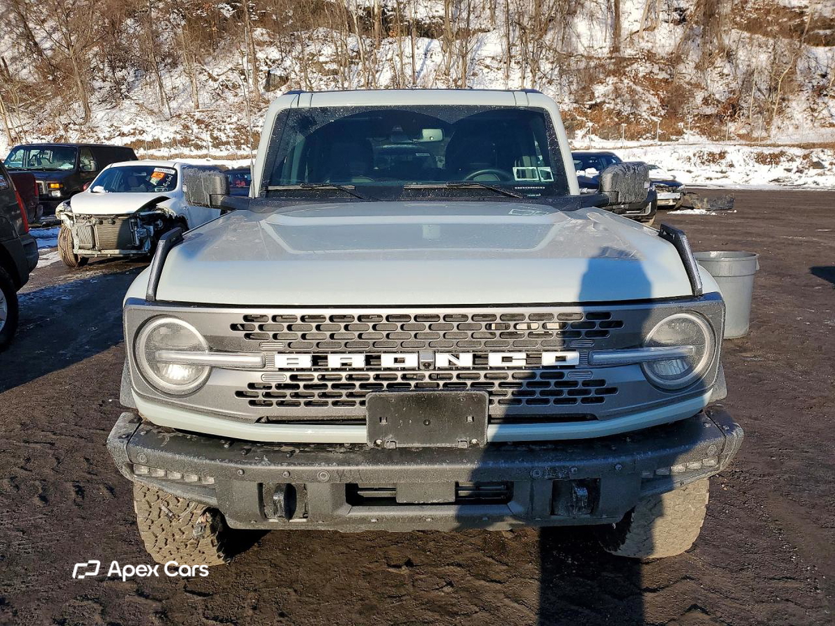 Ford Bronco 2024