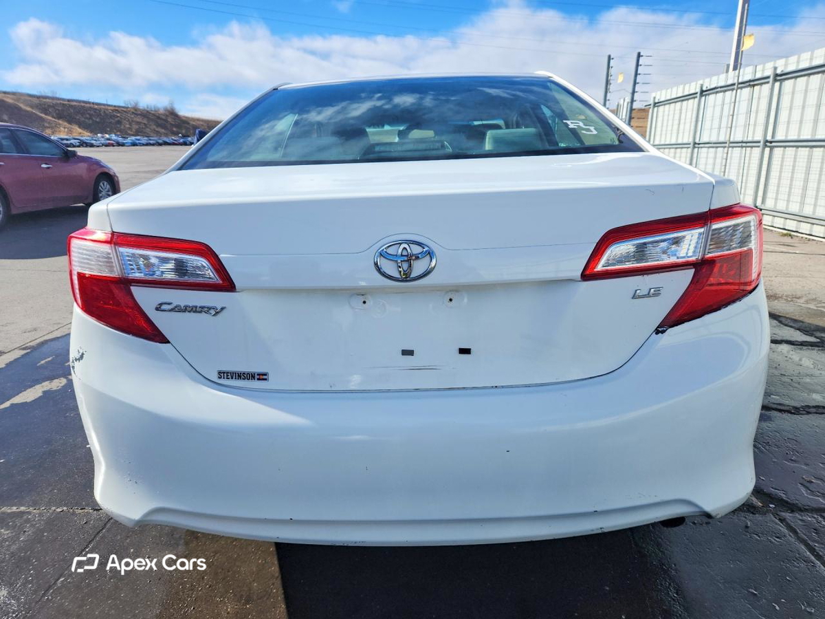 Toyota Camry 2012