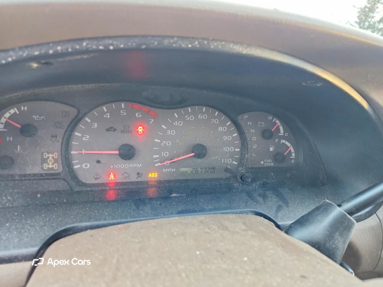 Toyota Sequoia 2004