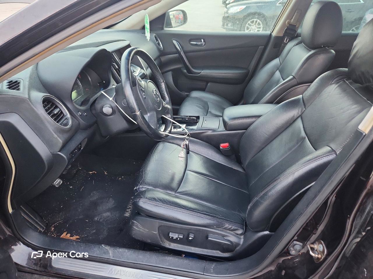 Nissan Maxima 2010