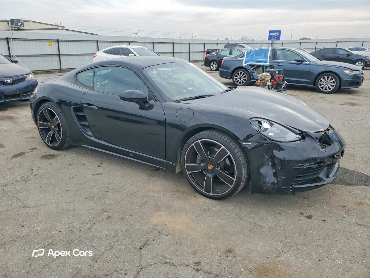 Porsche Cayman 2017