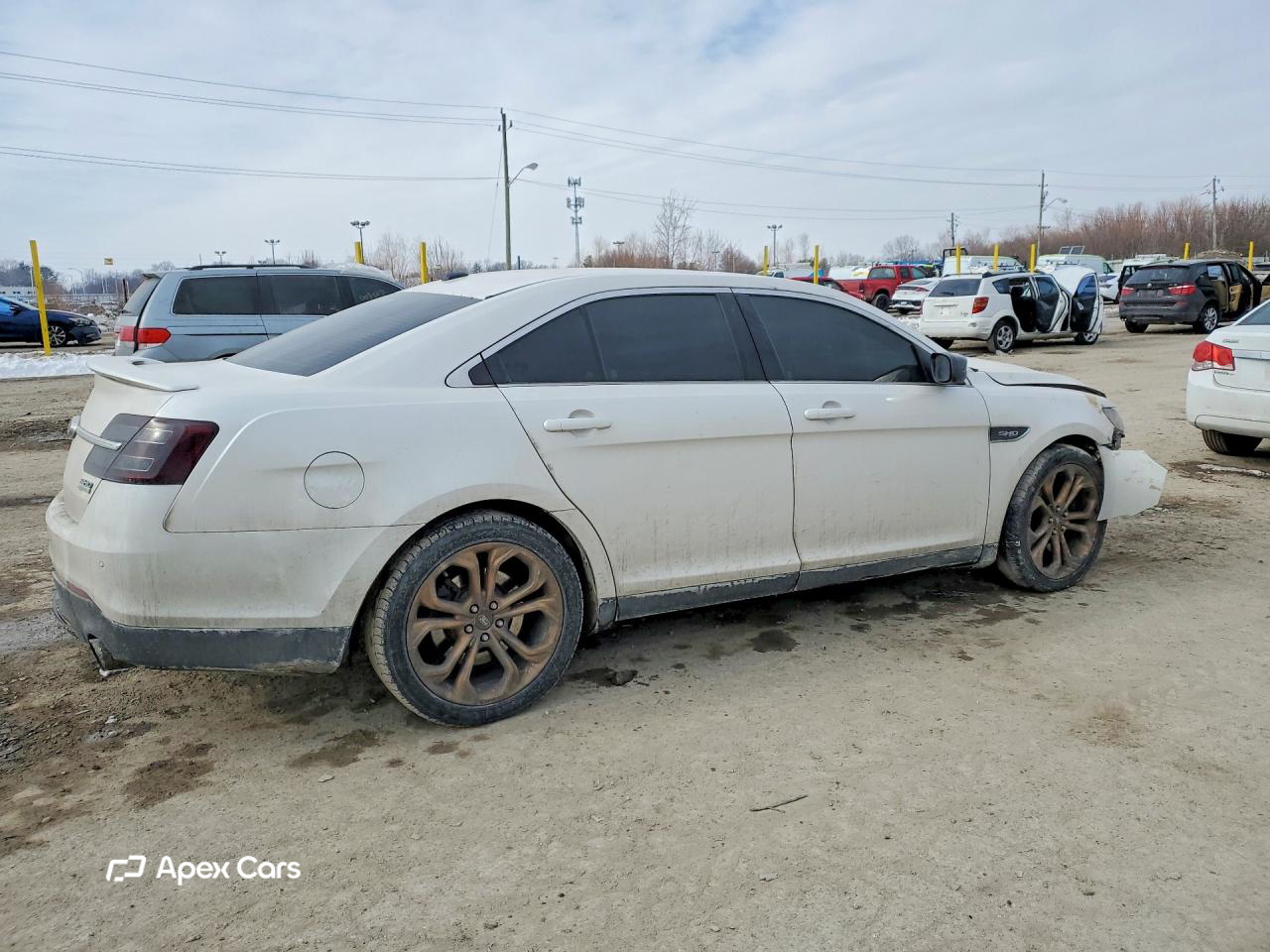 Ford Taurus 2015
