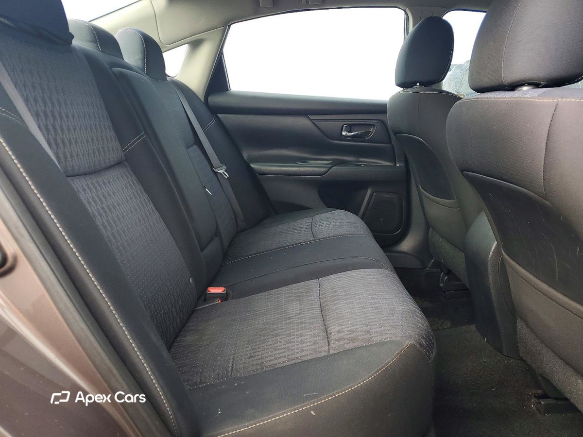 Nissan Altima 2016