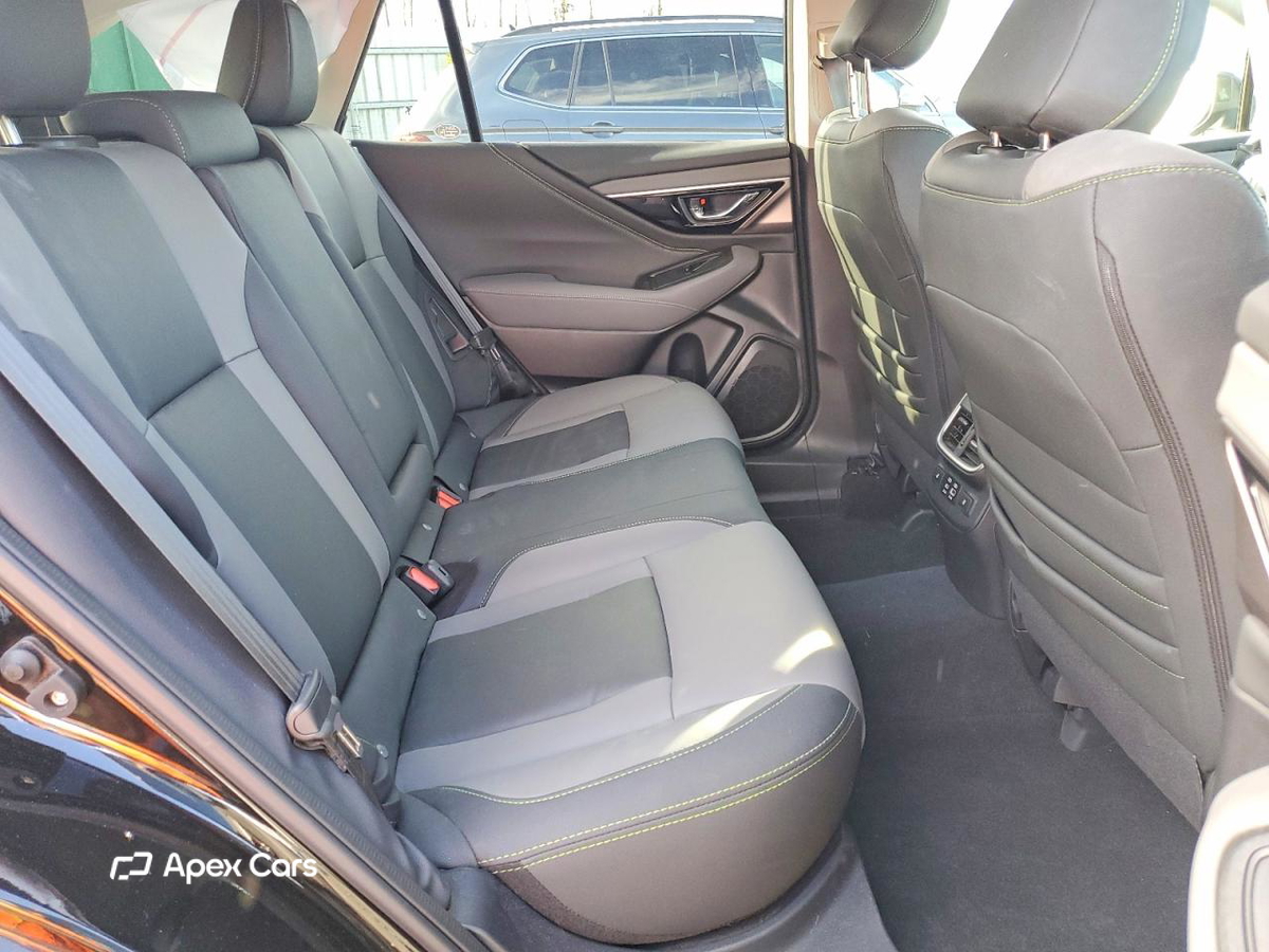 Subaru Outback 2025