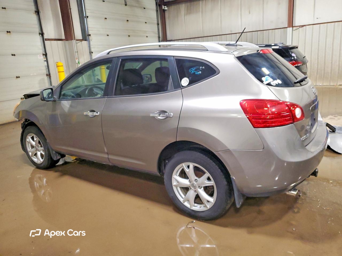 Nissan Rogue 2010