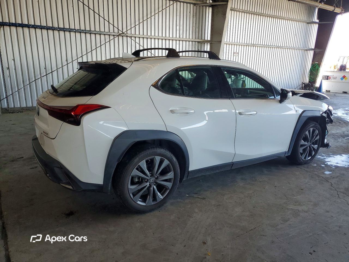 Lexus UX 2019