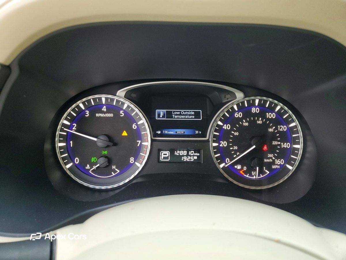 Infiniti JX 2013