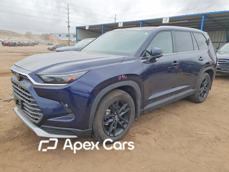 Toyota Highlander 2025 - Image 1 of 13