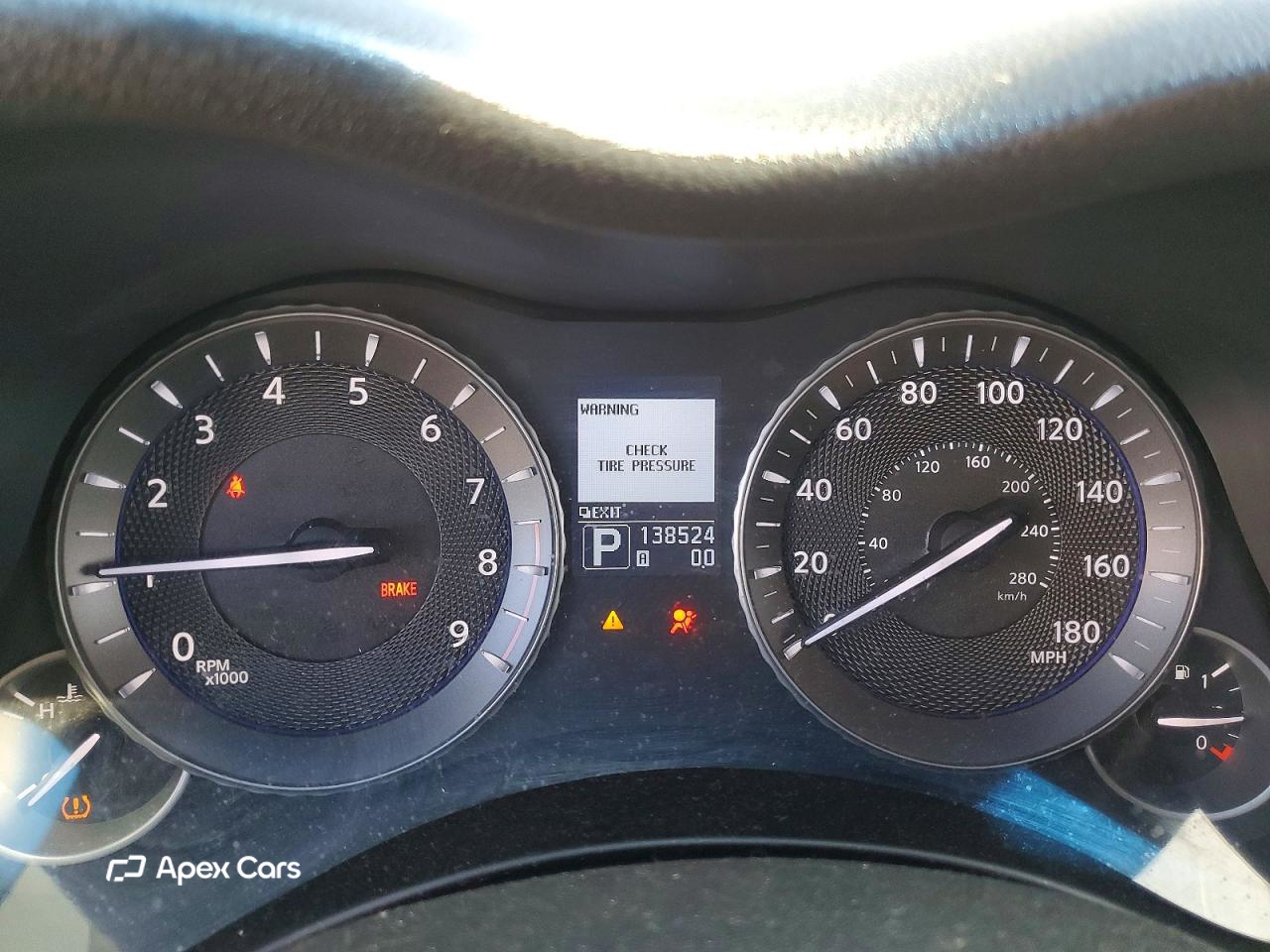 Infiniti M 2013