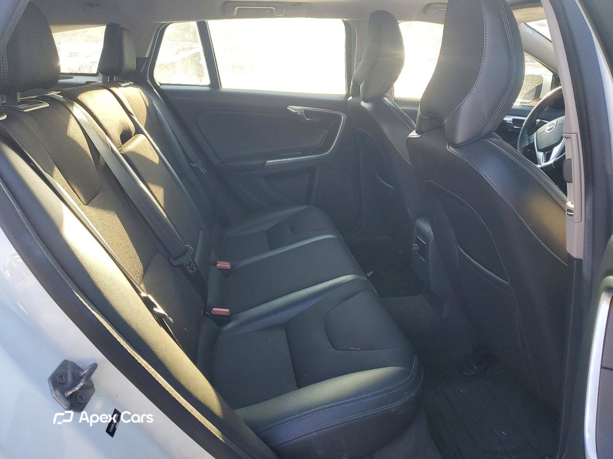 Volvo V60 2017
