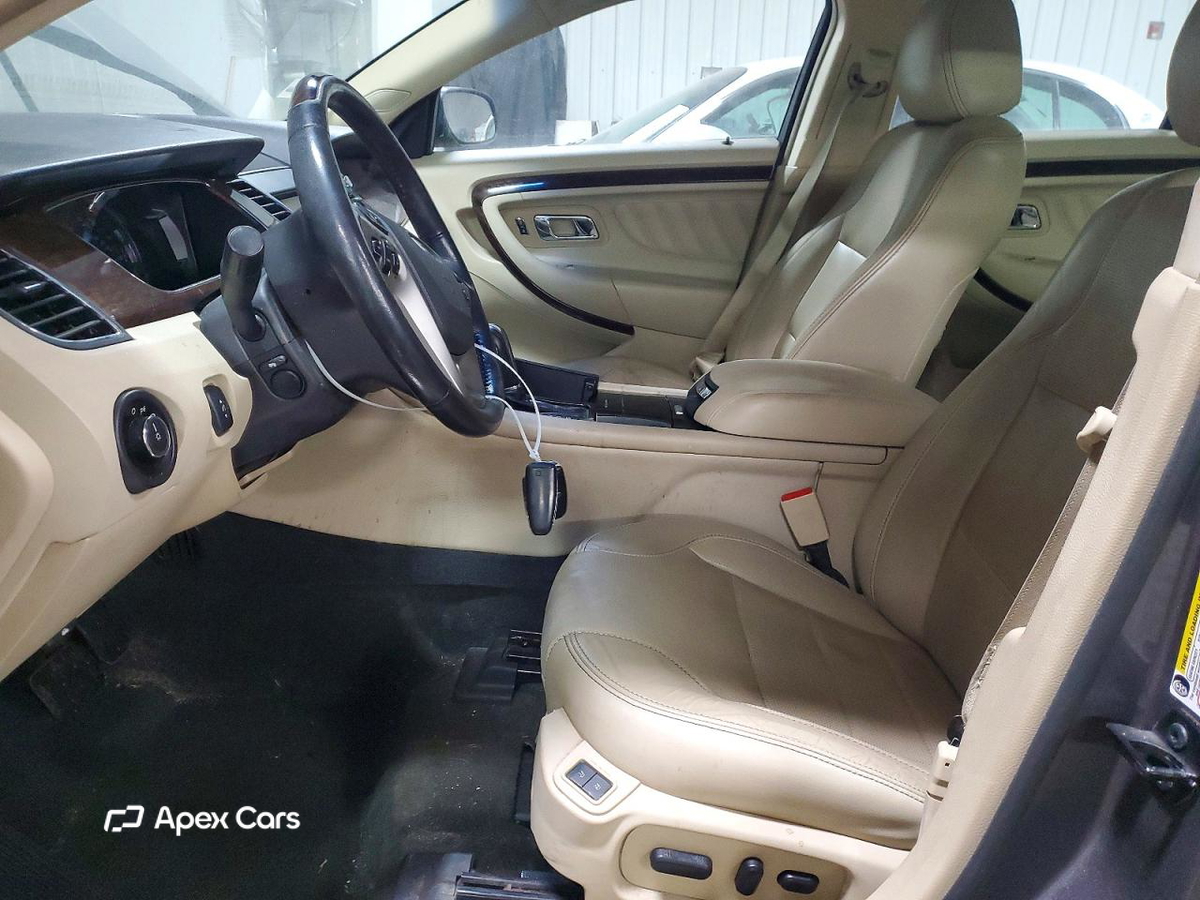 Ford Taurus 2013