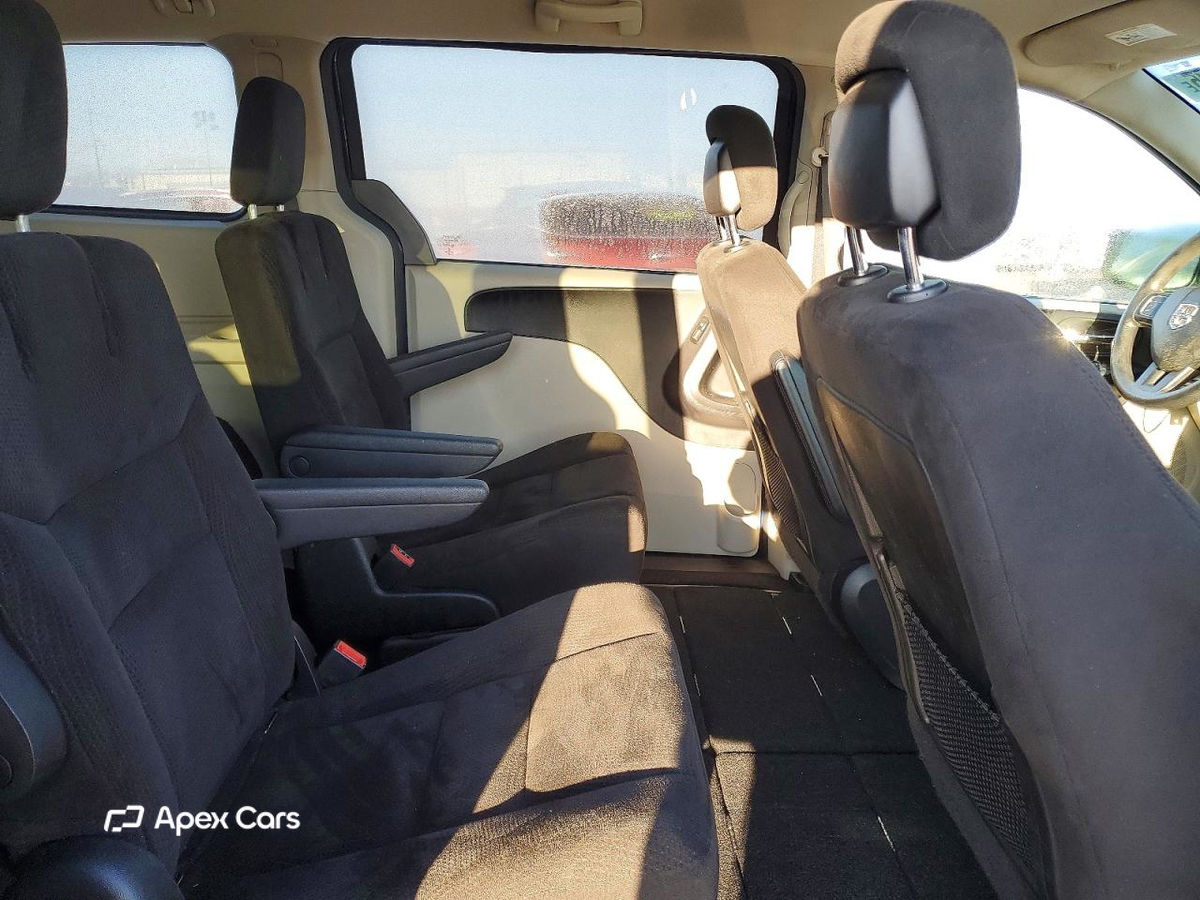 Dodge Caravan 2015