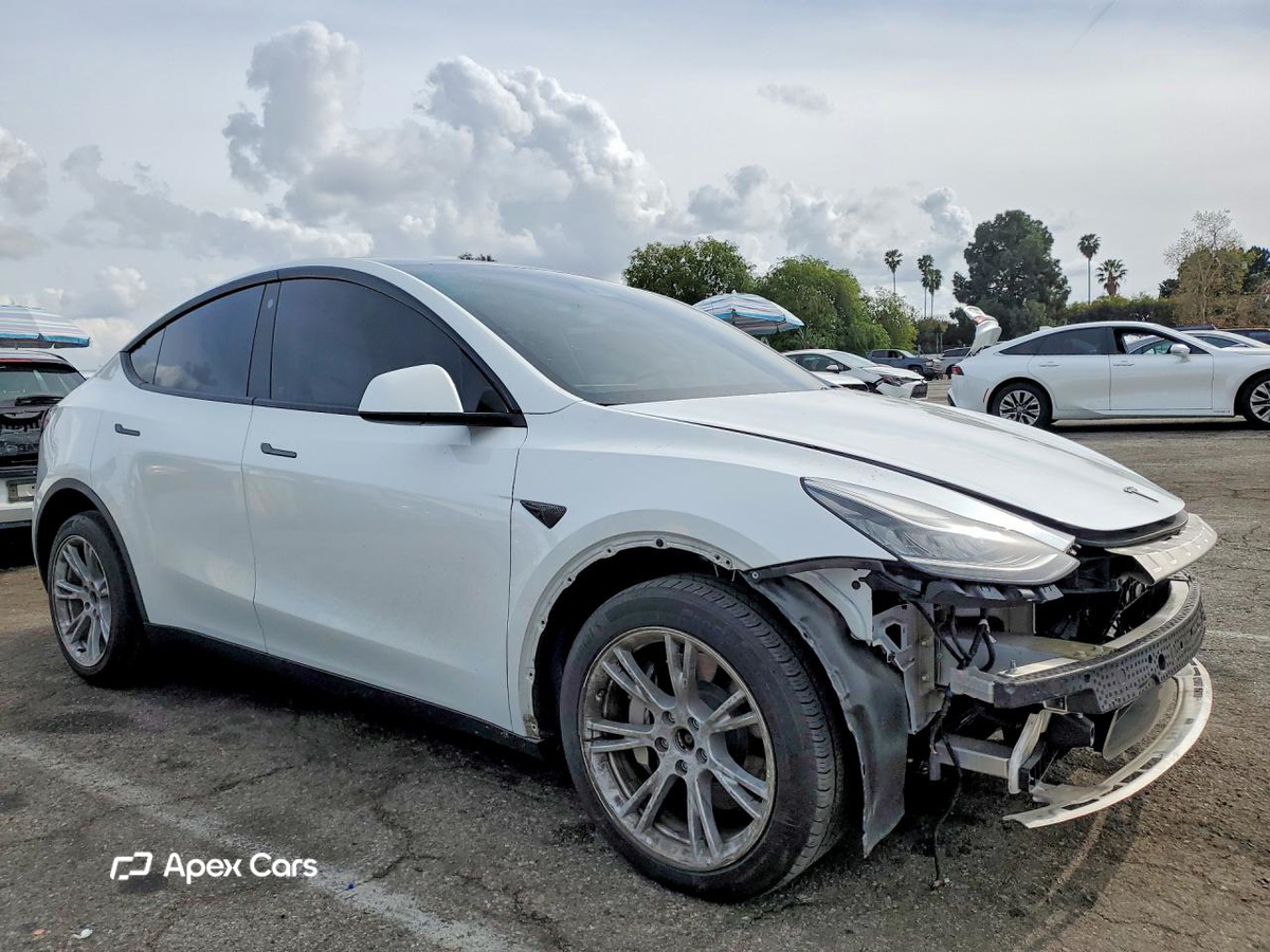 Tesla Model Y 2022