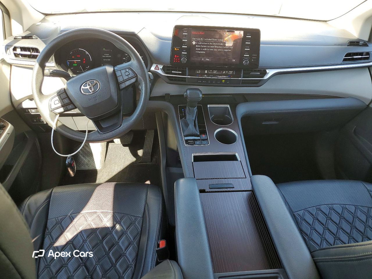 Toyota Sienna 2023