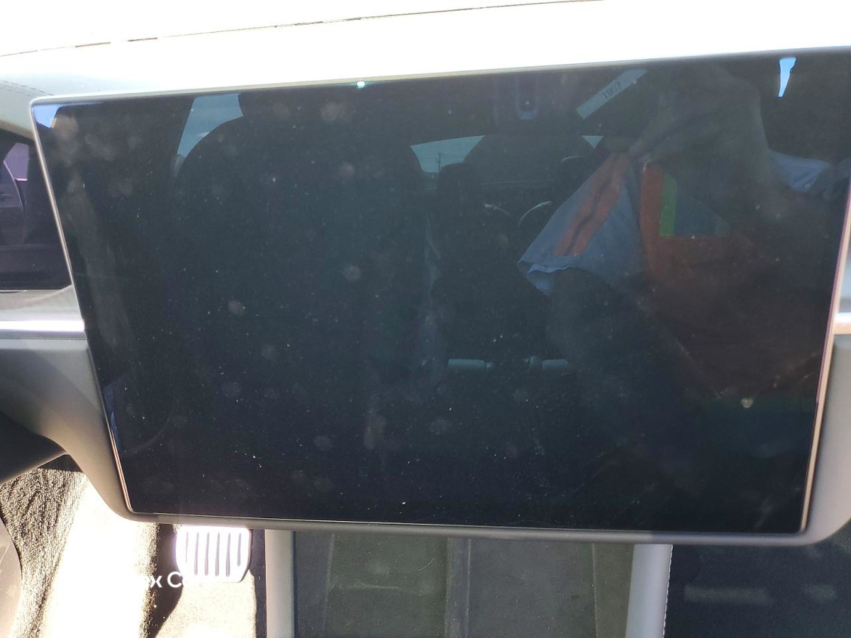 Tesla Model X 2025