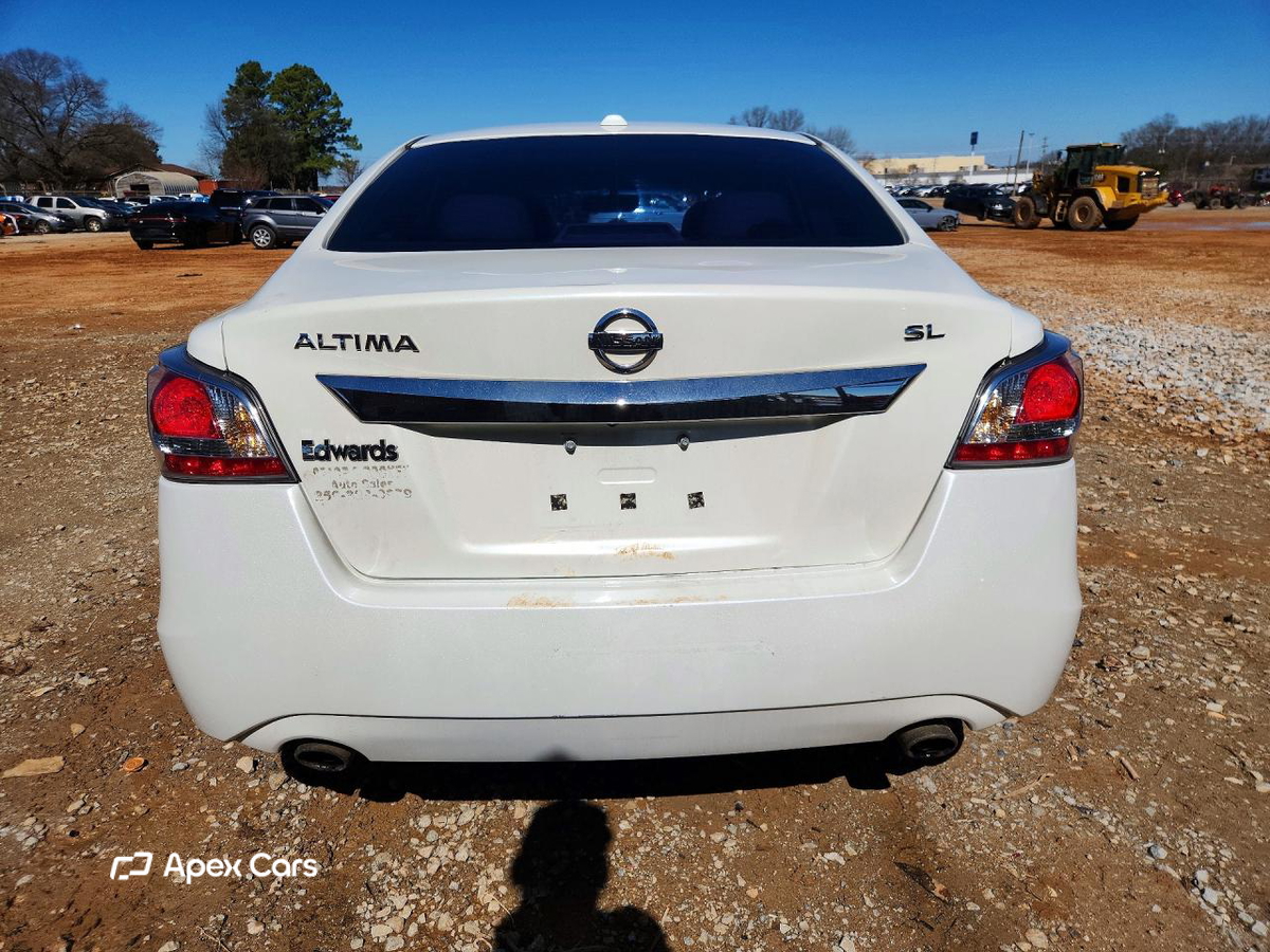 Nissan Altima 2015