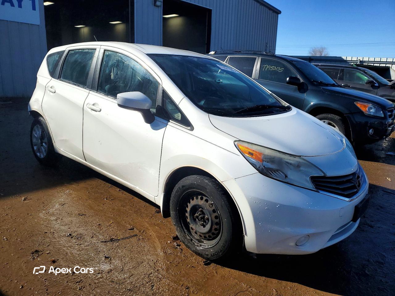 Nissan Versa 2015