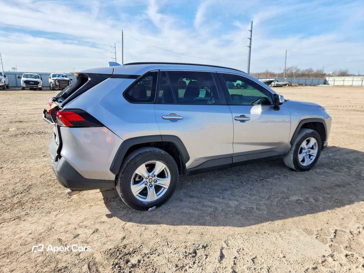 Toyota RAV 4 2021