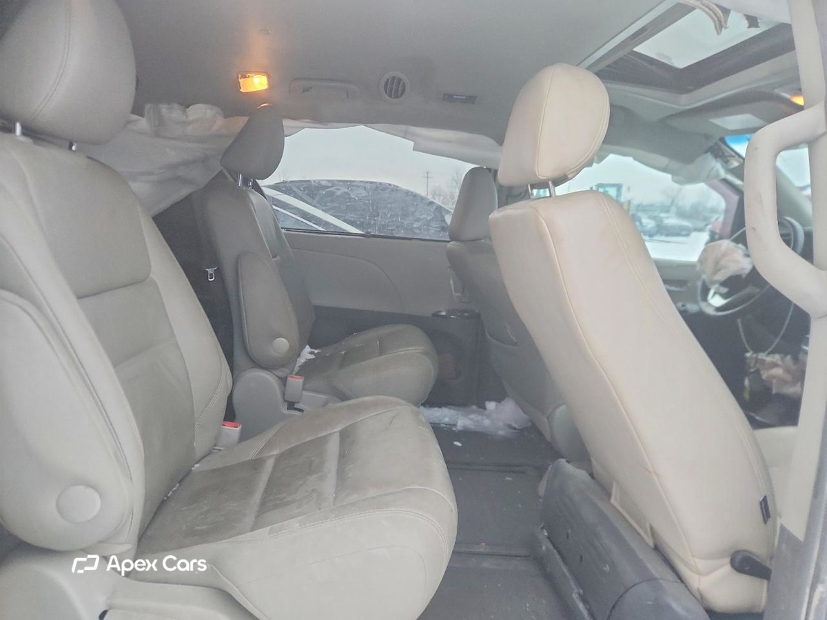 Toyota Sienna 2017