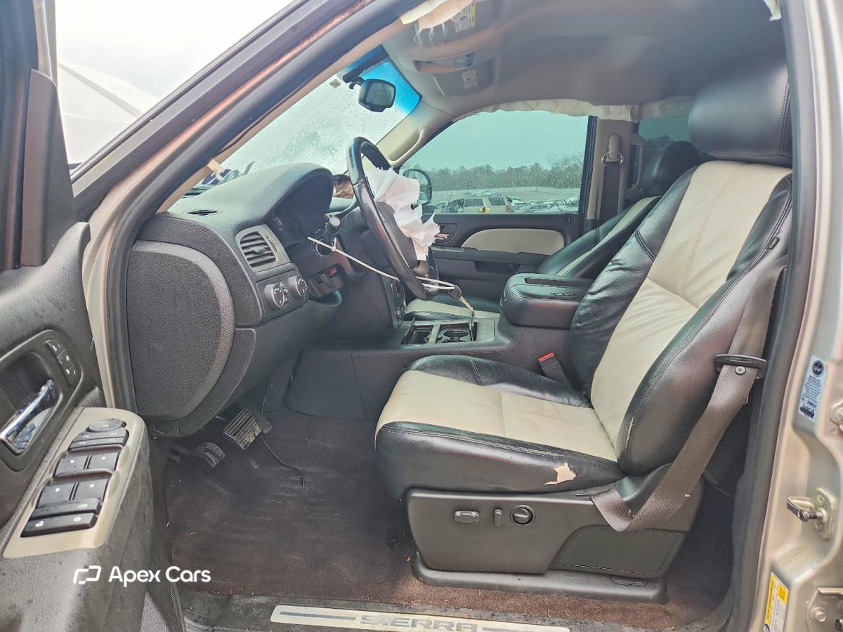 GMC Sierra 2010
