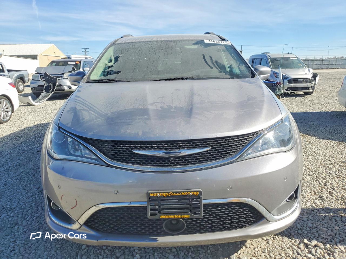 Chrysler Pacifica 2017