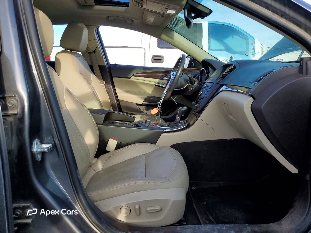 Buick Regal 2011