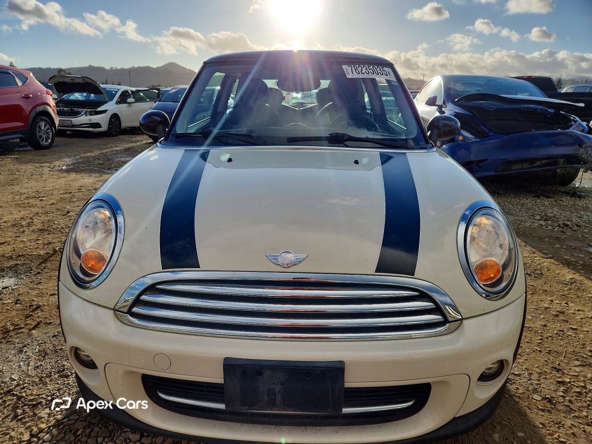 MINI Cooper 2013