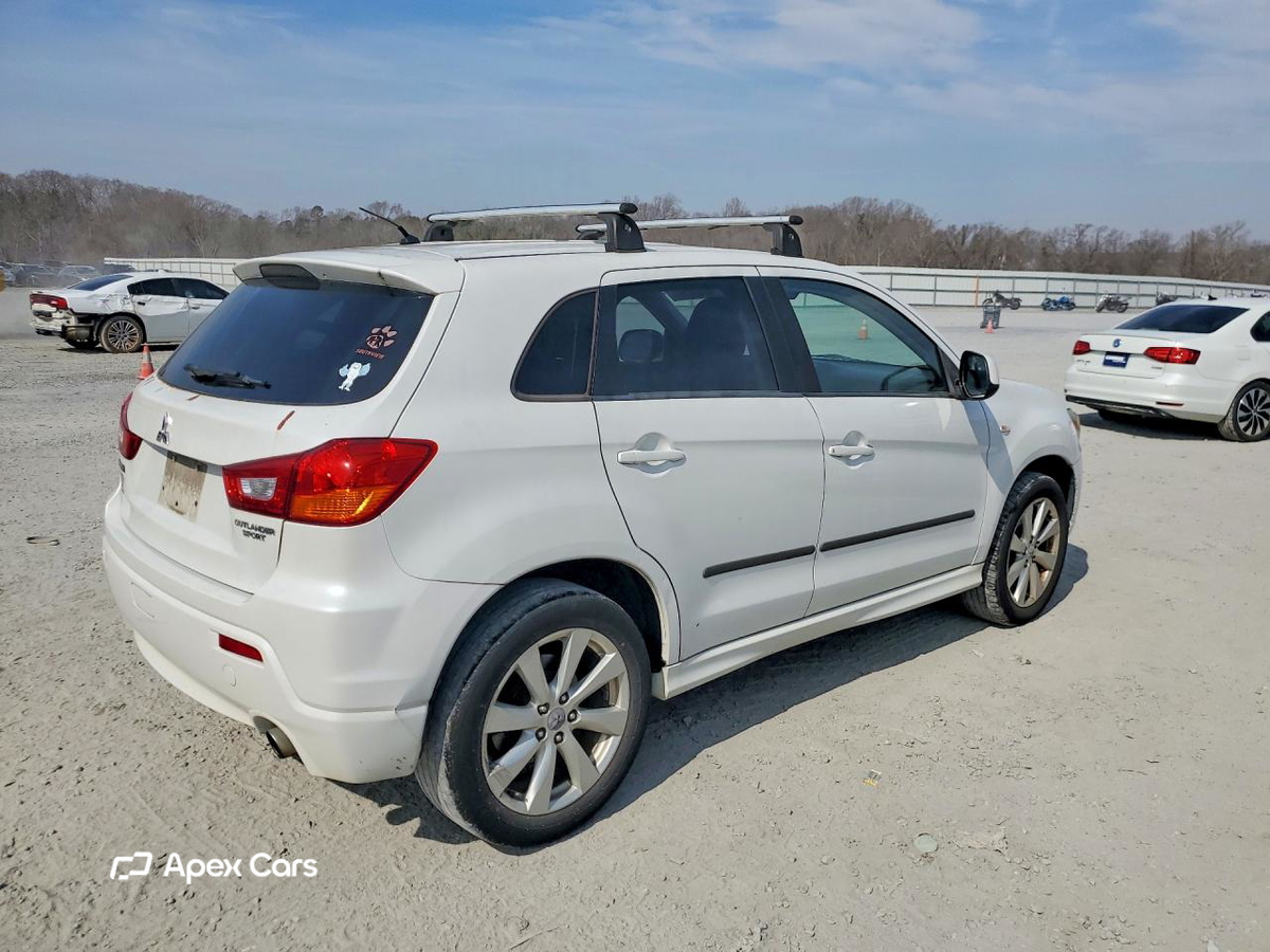 Mitsubishi Outlander 2012