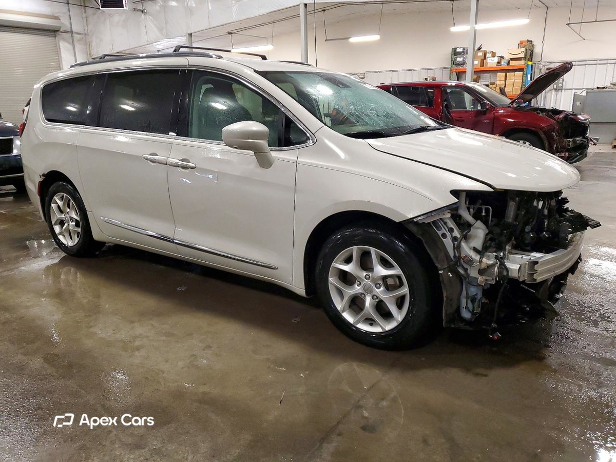 Chrysler Pacifica 2017