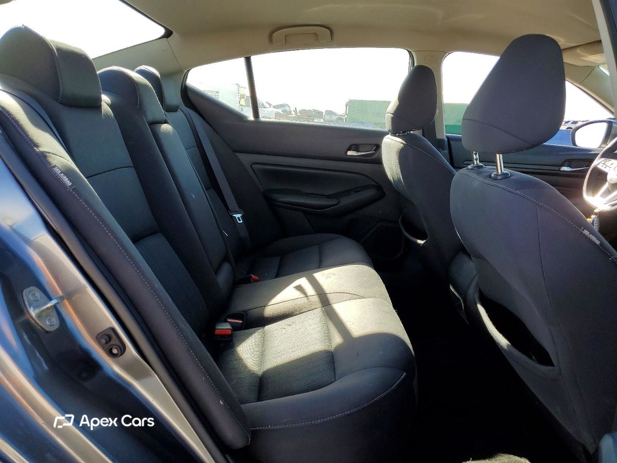 Nissan Altima 2019