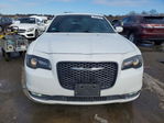 Chrysler 300 2017