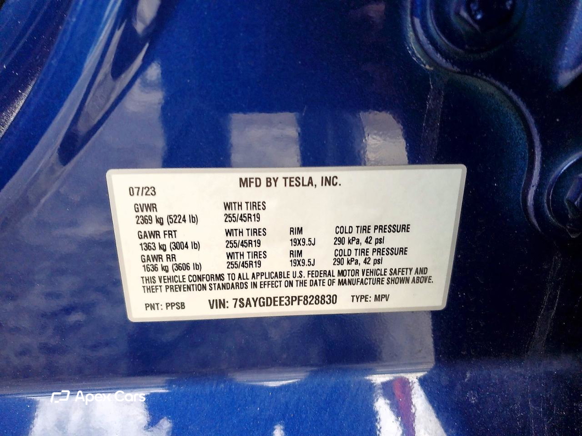 Tesla Model Y 2023