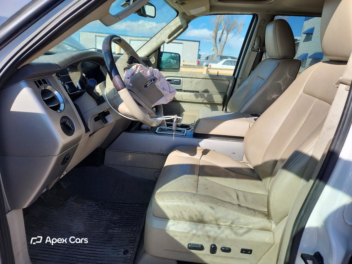 Ford Expedition 2014