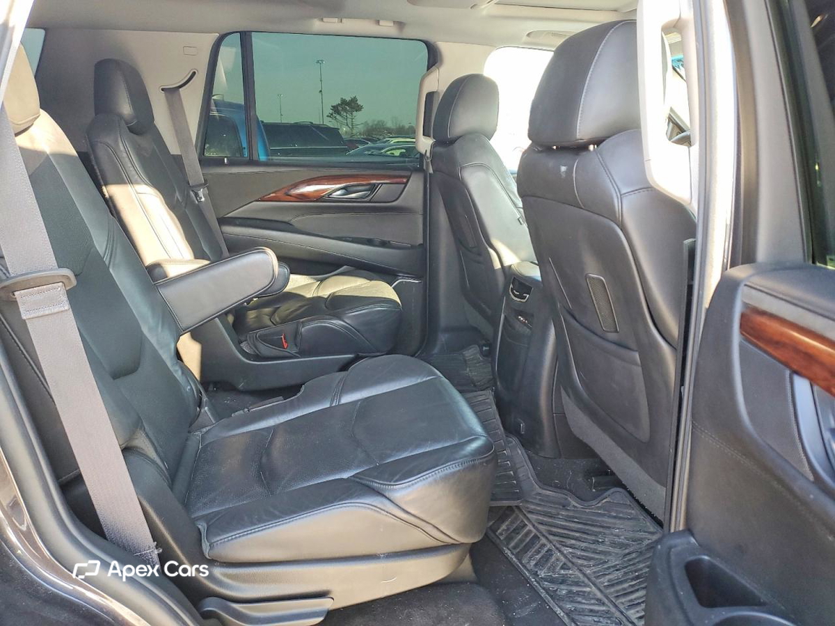 Cadillac Escalade 2015