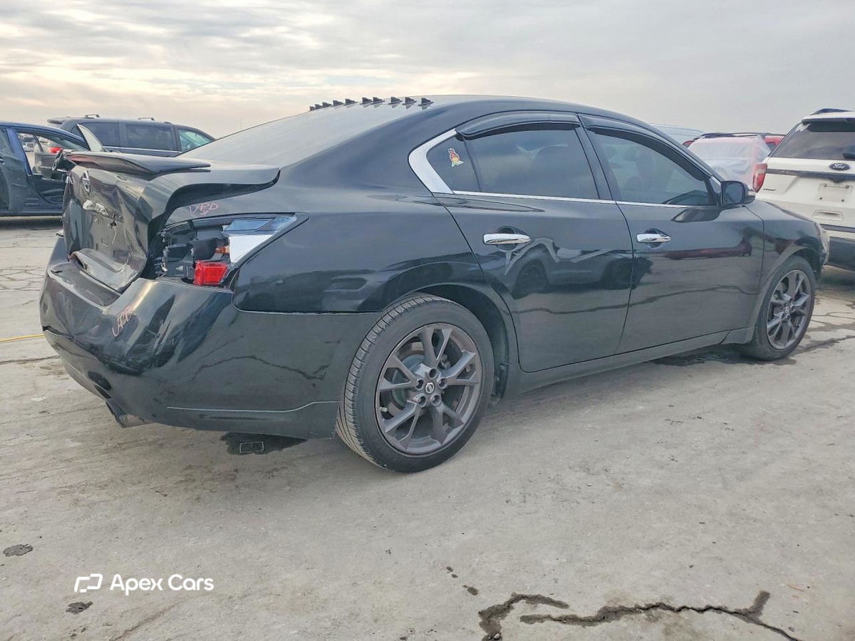 Nissan Maxima 2014