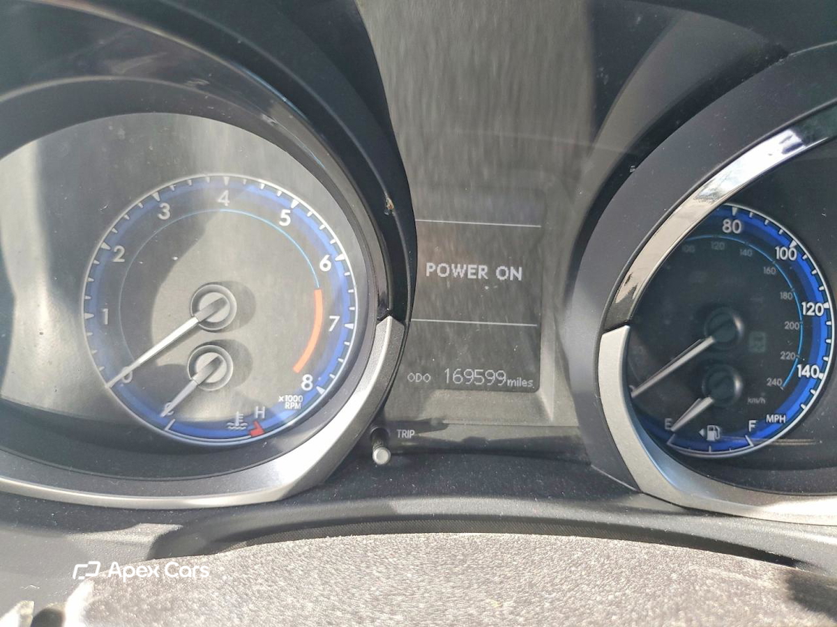 Toyota Corolla 2015