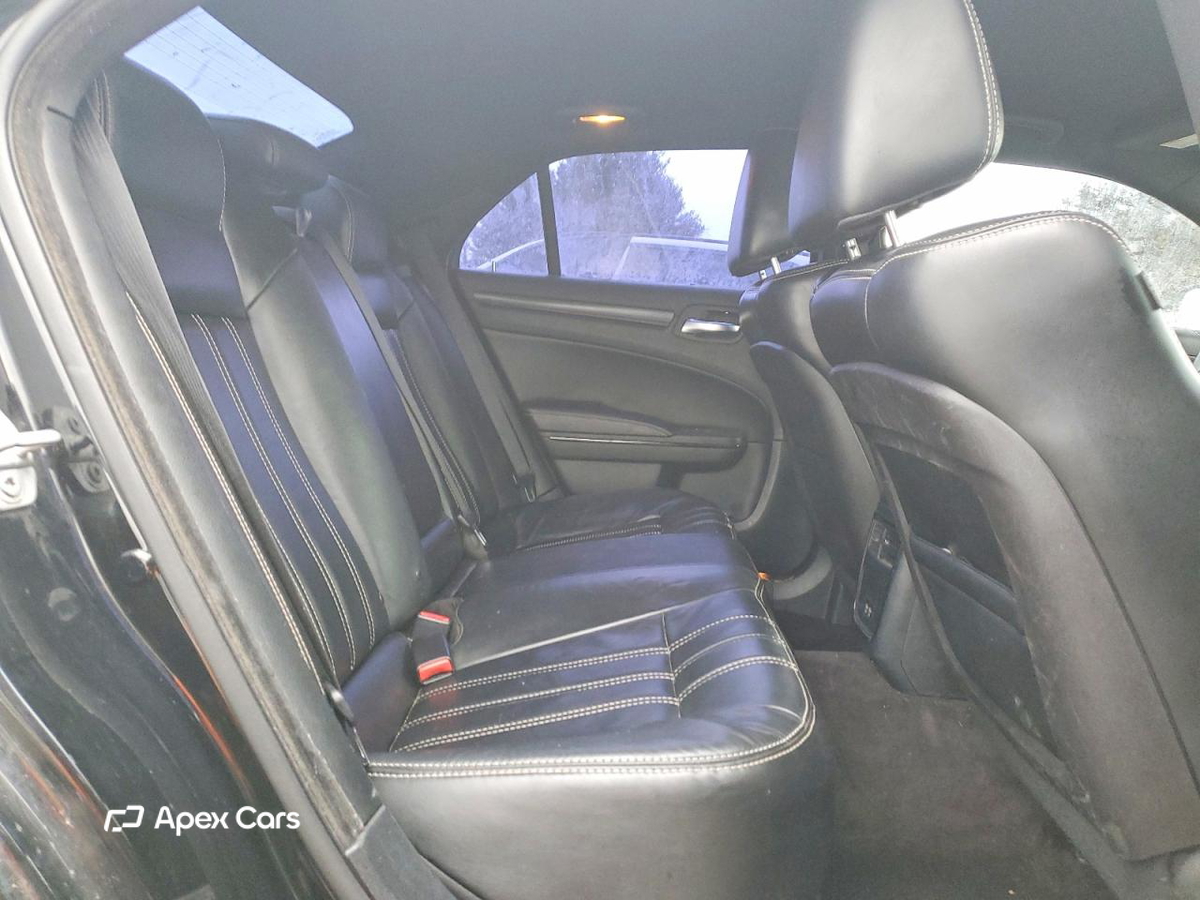 Chrysler 300 2016