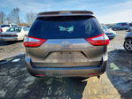 Toyota Sienna 2015