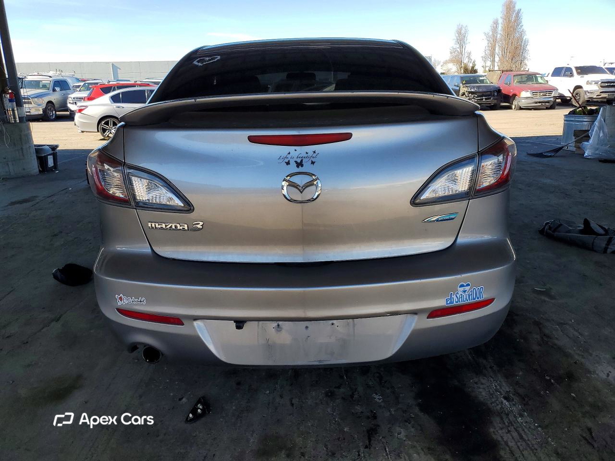 Mazda 3 2012