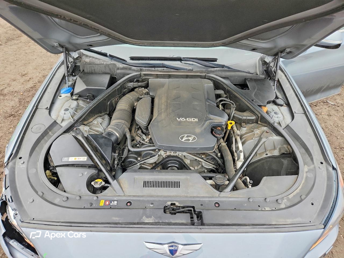 Hyundai Genesis 2015