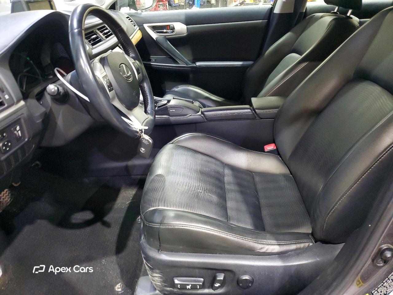 Lexus CT 2013