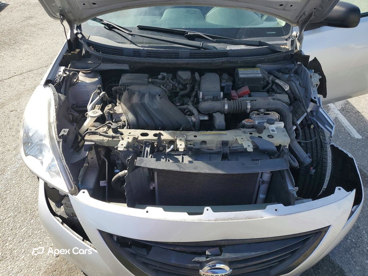 Nissan Versa 2014