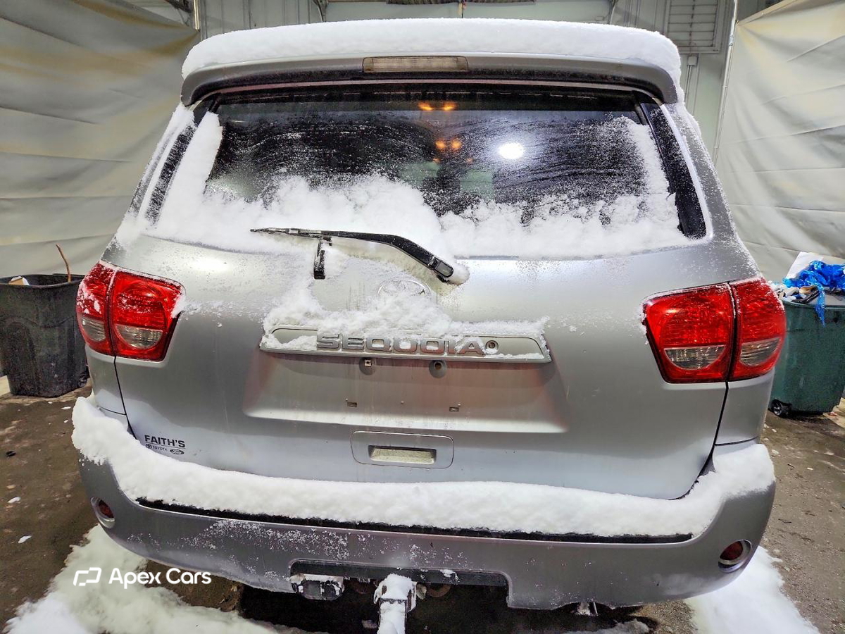 Toyota Sequoia 2012