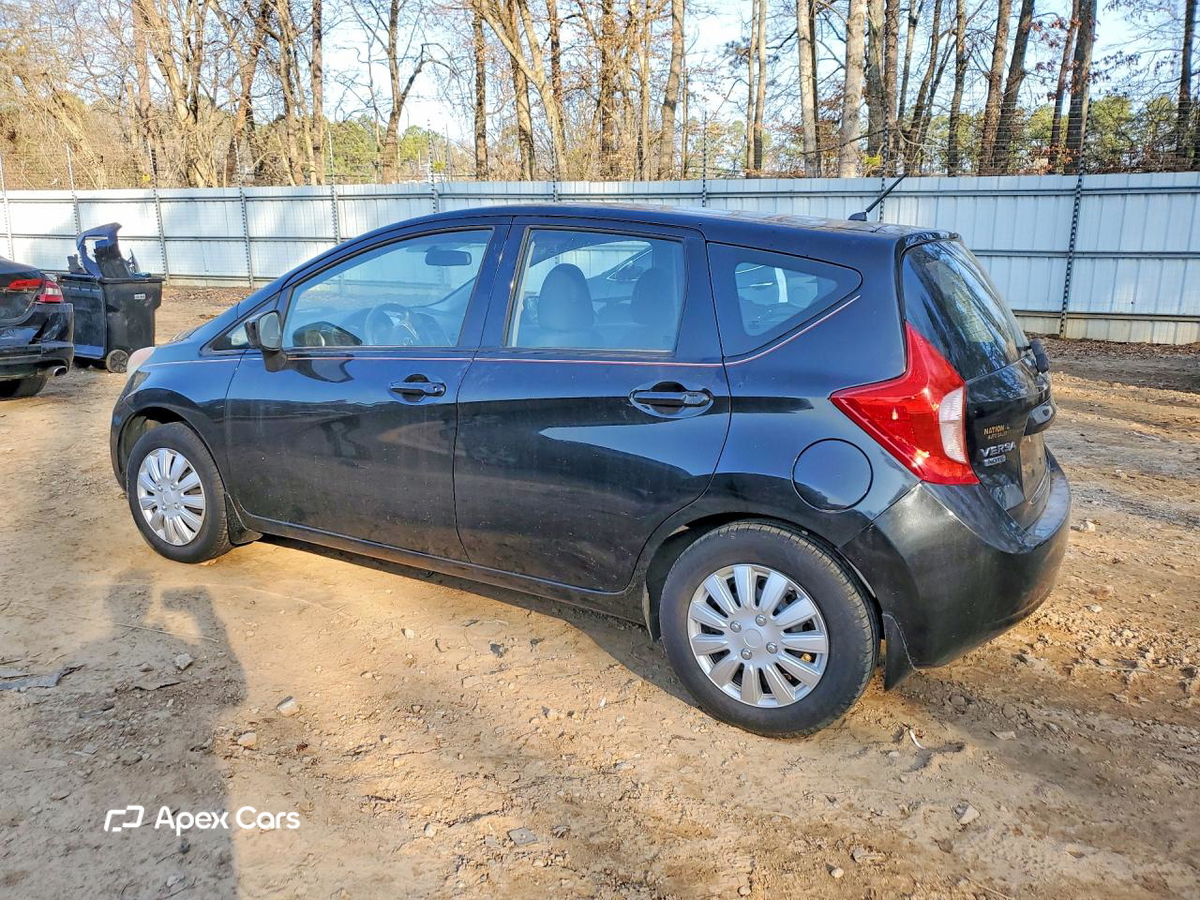 Nissan Versa 2015