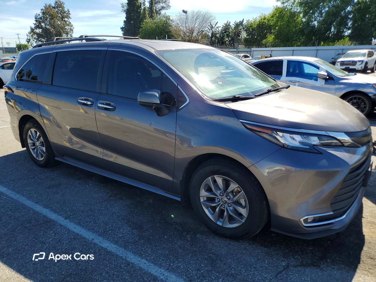 Toyota Sienna 2023