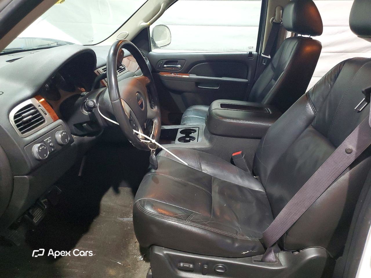 GMC Yukon 2011