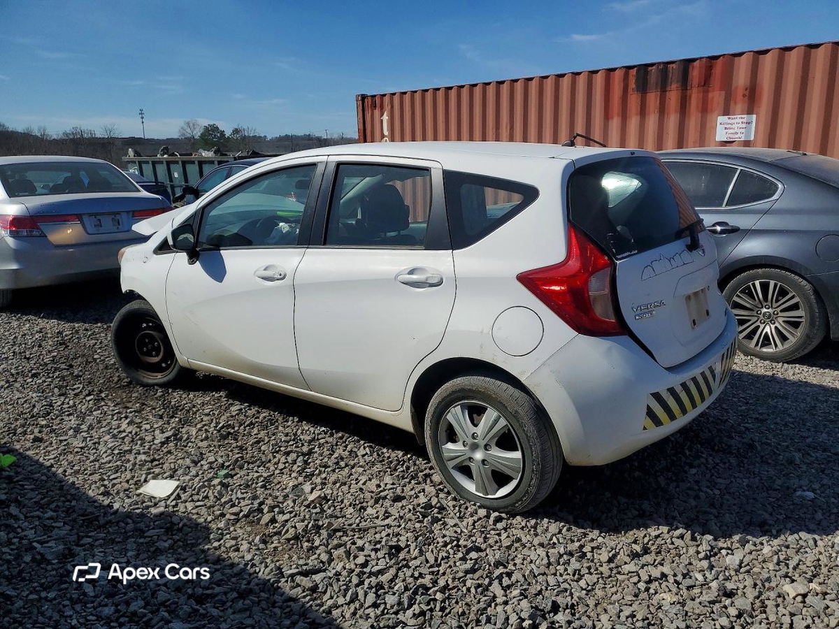 Nissan Versa 2016